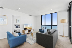 Opus - Gclr, Surfers Paradise